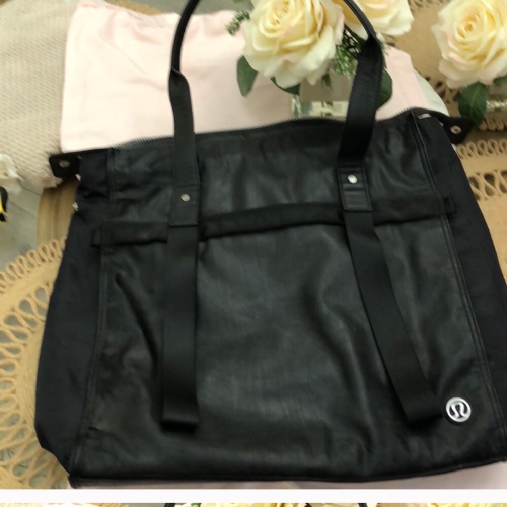 Lululemon gym bag